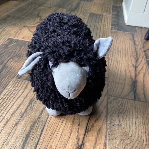 Jellycat Rolbie Black Sheep - Picture 1 of 7